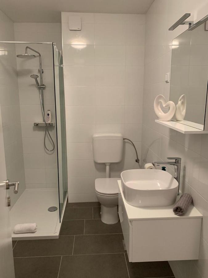 The Roof - Luxury Apartment Омиш Экстерьер фото