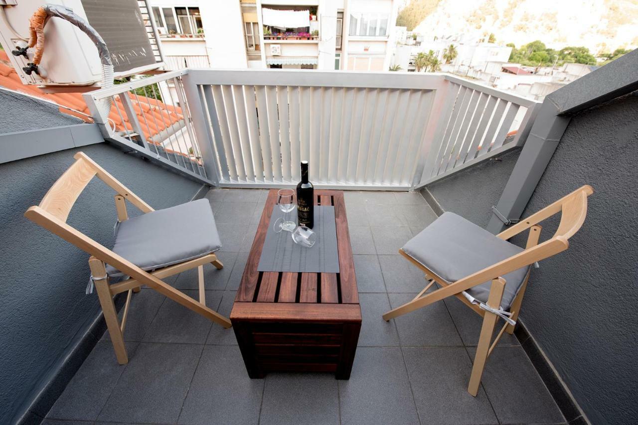 The Roof - Luxury Apartment Омиш Экстерьер фото